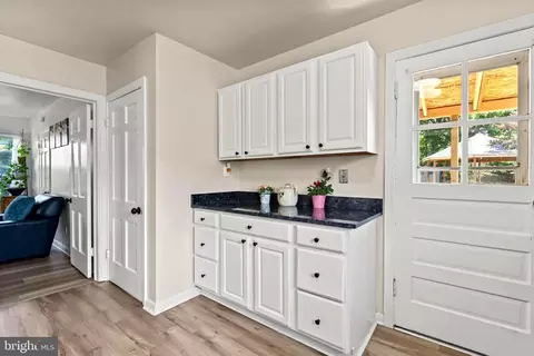 9307 Biltmore Dr, Silver Spring, MD 20901 photo 10