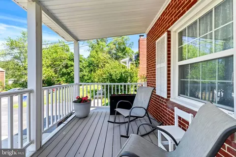 9307 Biltmore Dr, Silver Spring, MD 20901 photo 3
