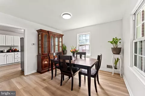 9307 Biltmore Dr, Silver Spring, MD 20901 photo 6