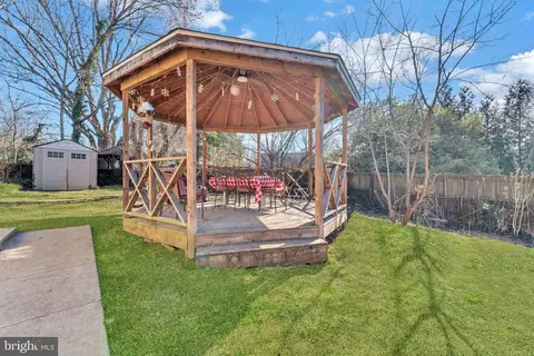 9307 Biltmore Dr, Silver Spring, MD 20901 photo 24