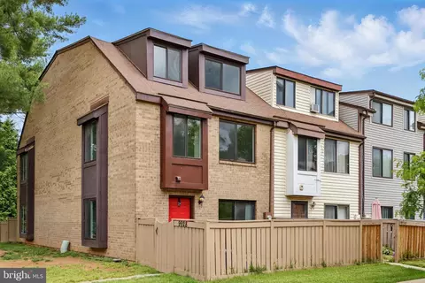 9928 Brookridge Ct, Gaithersburg, MD 20886