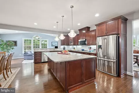 7 Heartwood Ter, Olney, MD 20832 photo 8