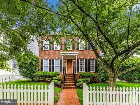 12318 Cherry Branch Dr, Clarksburg, MD 20871