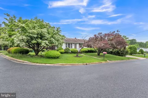 12 Mills Rd, Gaithersburg, MD 20877