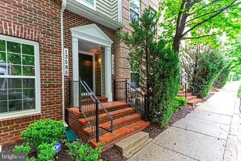 13583 Station St, Germantown, MD 20874
