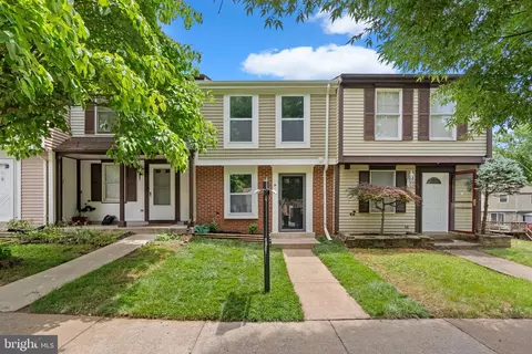 38 Cross Ridge Ct, Germantown, MD 20874