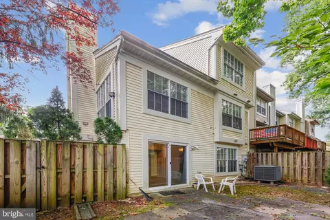 1438 Casino Cir, Silver Spring, MD 20906 photo 4