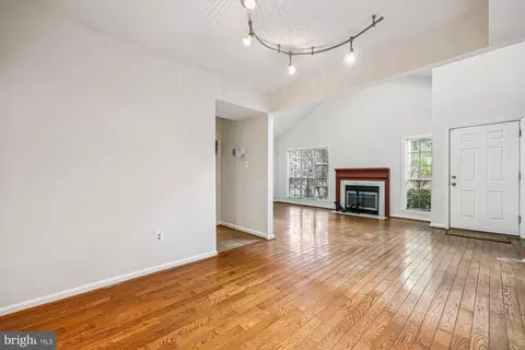 1438 Casino Cir, Silver Spring, MD 20906 photo 9