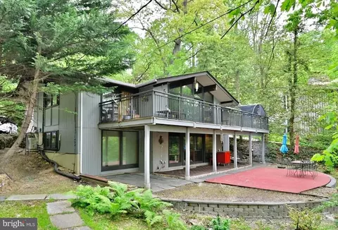 7019 Macarthur Blvd, Bethesda, MD 20816