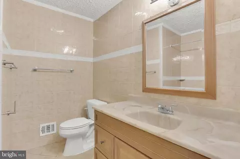 12608 Garden Gate Rd, Silver Spring, MD 20902 photo 23