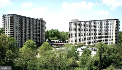 5225 Pooks Hill Rd #404S, Bethesda, MD 20814