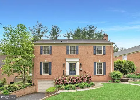 4701 Fort Sumner Dr, Bethesda, MD 20816