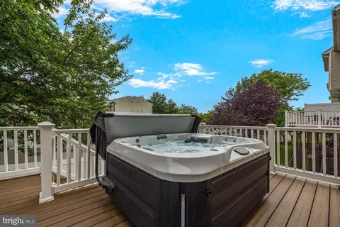 Exterior - 3334 Castle Ridge Cir #8, Silver Spring, MD 20904 photo 4 of 6