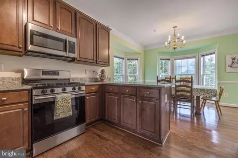 Kitchen - 3334 Castle Ridge Cir #8, Silver Spring, MD 20904 photo 3 of 4