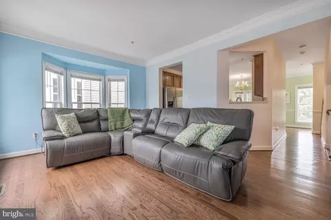 Living - 3334 Castle Ridge Cir #8, Silver Spring, MD 20904 photo 2 of 3