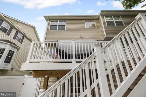 Exterior - 3334 Castle Ridge Cir #8, Silver Spring, MD 20904 photo 2 of 6