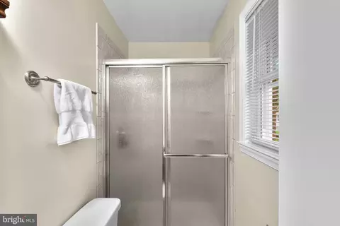 2424 Seibel Dr, Silver Spring, MD 20905 photo 21