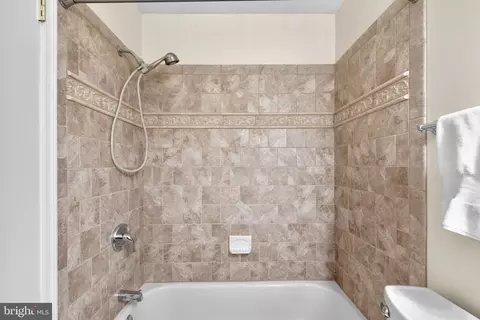 2424 Seibel Dr, Silver Spring, MD 20905 photo 28