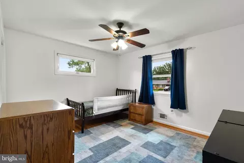 2424 Seibel Dr, Silver Spring, MD 20905 photo 22