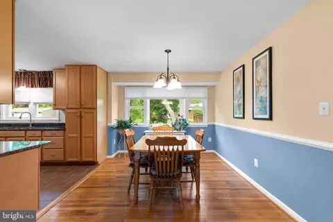 2424 Seibel Dr, Silver Spring, MD 20905 photo 6