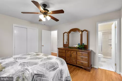 2424 Seibel Dr, Silver Spring, MD 20905 photo 18