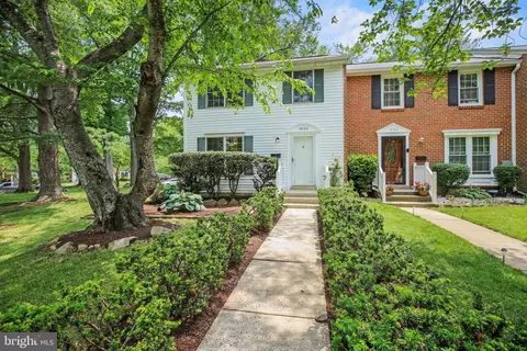 18165 Metz Dr, Germantown, MD 20874