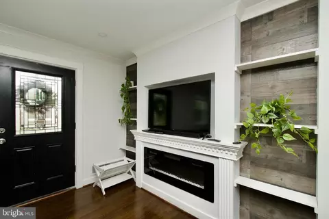 Entry Way - 12408 Goodhill Rd, Silver Spring, MD 20906 photo 1 of 1