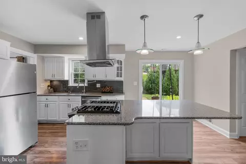 Kitchen - 14201 Ansted Rd, Silver Spring, MD 20905 photo 5 of 5