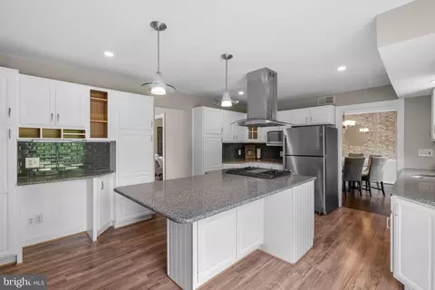 Kitchen - 14201 Ansted Rd, Silver Spring, MD 20905 photo 2 of 5