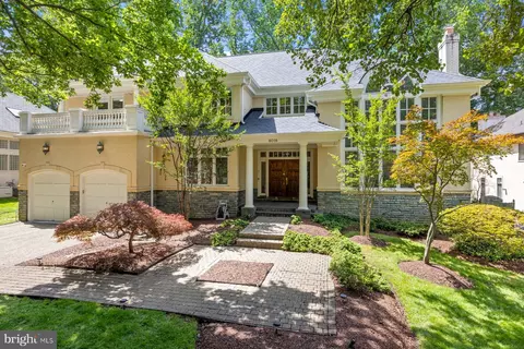 8018 Summer Mill Ct, Bethesda, MD 20817
