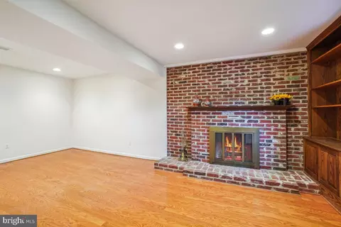 Living - 2003 Stratton Dr, Potomac, MD 20854 photo 1 of 8