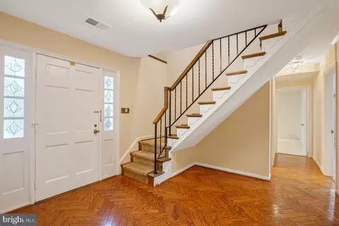 Entry Way - 2003 Stratton Dr, Potomac, MD 20854 photo 2 of 4