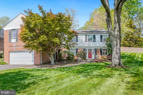 2003 Stratton Dr, Potomac, MD 20854