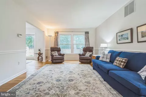 5 Kings House Ct, Silver Spring, MD 20905 photo 9