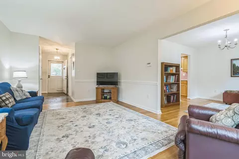 5 Kings House Ct, Silver Spring, MD 20905 photo 10