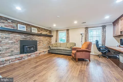 5 Kings House Ct, Silver Spring, MD 20905 photo 7