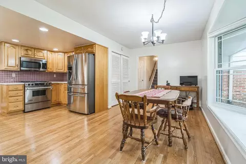 5 Kings House Ct, Silver Spring, MD 20905 photo 4
