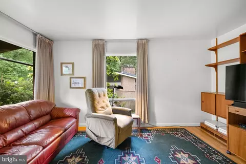 1007 La Grande Rd, Silver Spring, MD 20903 photo 5