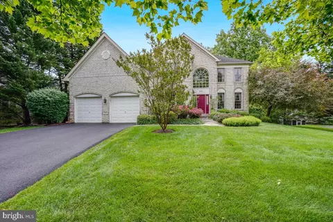 304 Alderwood Dr, North Potomac, MD 20878