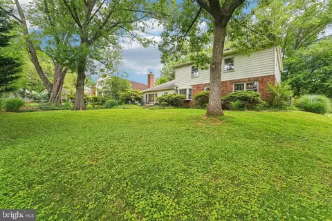 Exterior - 15320 Durant St, Silver Spring, MD 20905 photo 8 of 10