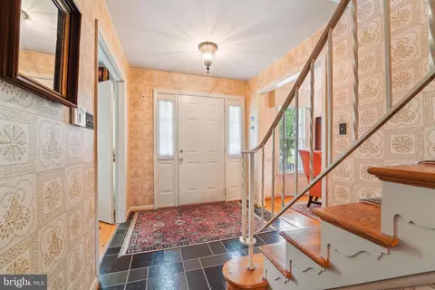 Entry Way - 15320 Durant St, Silver Spring, MD 20905 photo 2 of 6