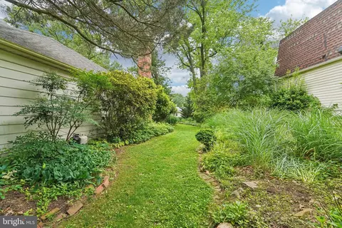 Exterior - 15320 Durant St, Silver Spring, MD 20905 photo 4 of 10