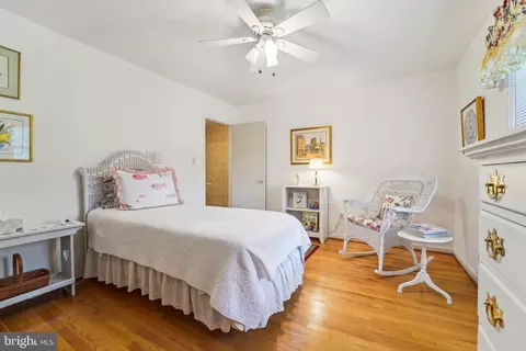 Bedroom - 15320 Durant St, Silver Spring, MD 20905 photo 4 of 8