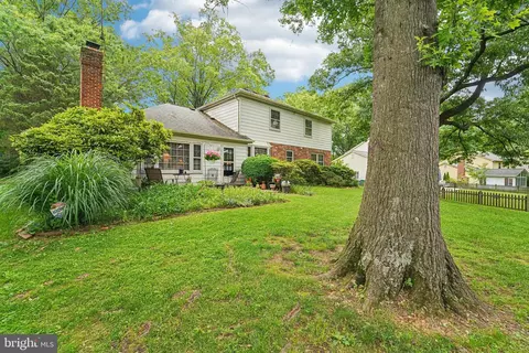 Exterior - 15320 Durant St, Silver Spring, MD 20905 photo 6 of 10