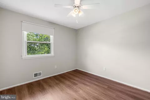 12516 Castleleigh Pl, Silver Spring, MD 20904 photo 13