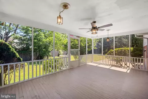 12516 Castleleigh Pl, Silver Spring, MD 20904 photo 34