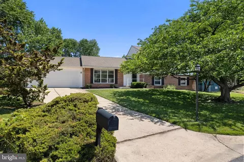 12516 Castleleigh Pl, Silver Spring, MD 20904 photo 2