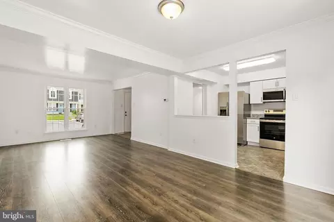 Living - 15013 Dinsdale Dr, Silver Spring, MD 20906 photo 4 of 7