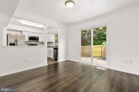 Living - 15013 Dinsdale Dr, Silver Spring, MD 20906 photo 5 of 7