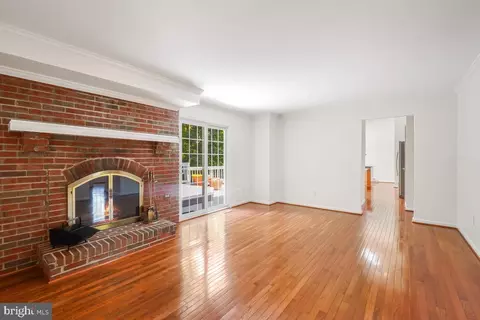 Living - 2224 Blue Valley Dr, Silver Spring, MD 20904 photo 1 of 6